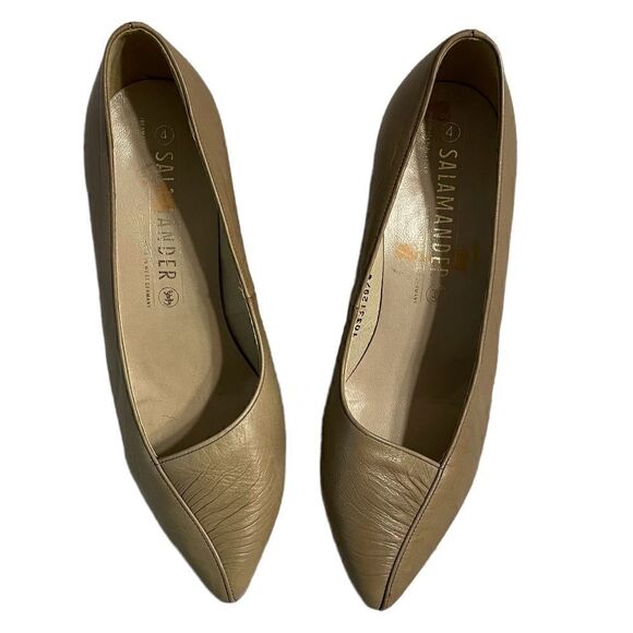 Vintage 70s beige leather pumps - Salamander German Brand. US 6.5 - Picture 2 of 13